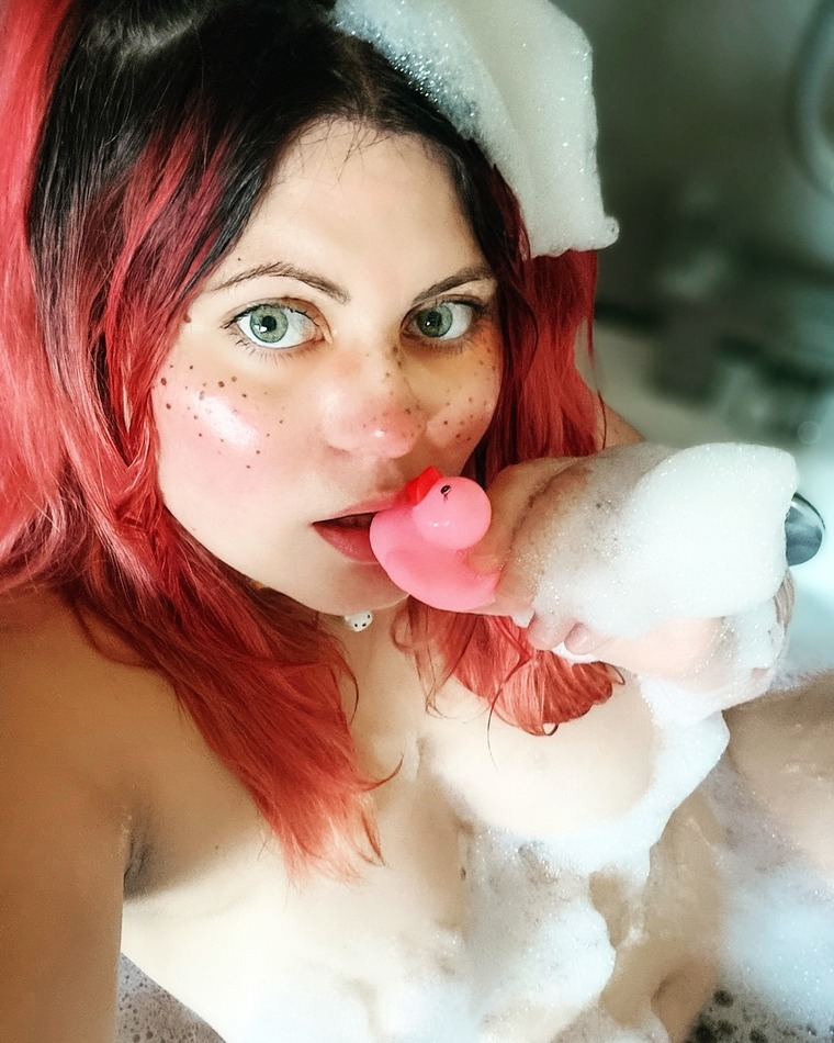 curvylittlealice onlyfans