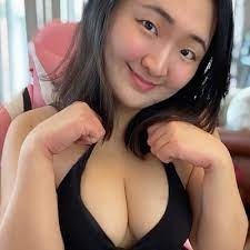 Aroomikim nude